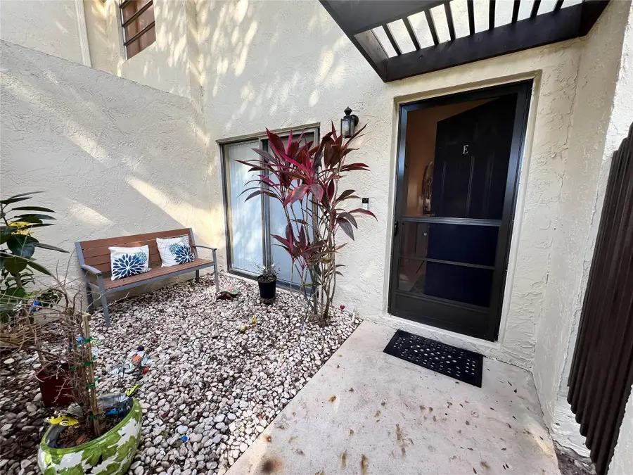 8460 Casa Del Lago #E, Boca Raton, FL 33433 - Image #3