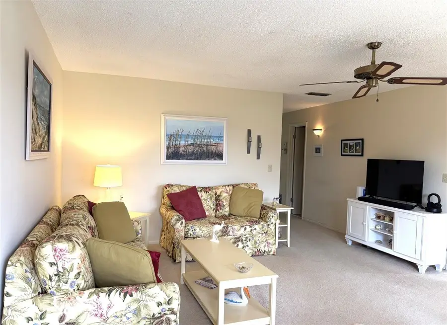 73 Royal Oak Court #206, Vero Beach, FL 32962 - Image #2