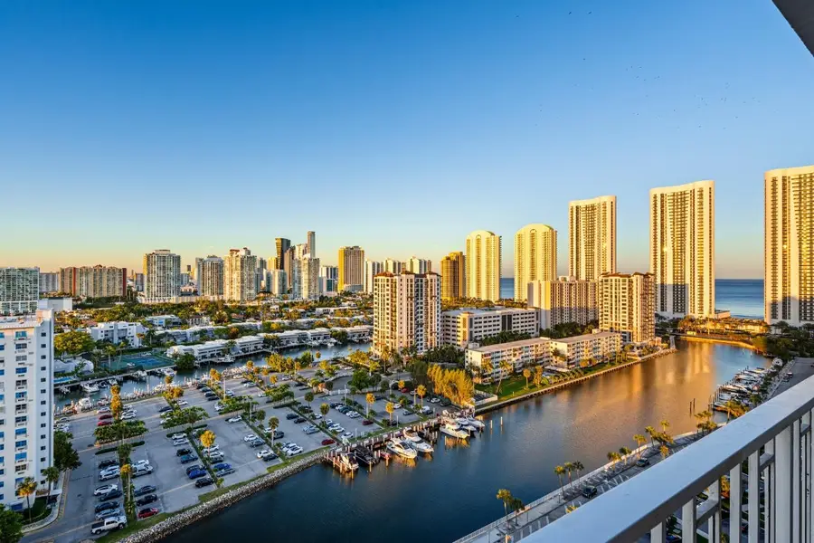 500 Bayview Drive #2023, Sunny Isles Beach, FL 33160 - Image #2