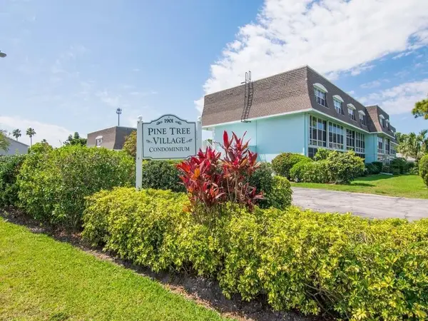 1901 Indian River Boulevard #104C, Vero Beach, FL 32960