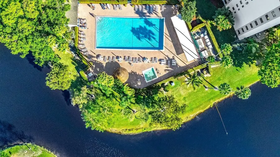 2214 S Cypress Bend Drive #106, Pompano Beach, FL 33069 - Image #3