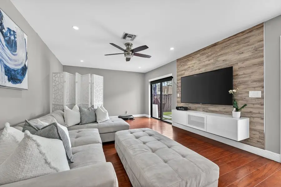 2692 NW 99th Avenue #2692, Coral Springs, FL 33065 - Image #3