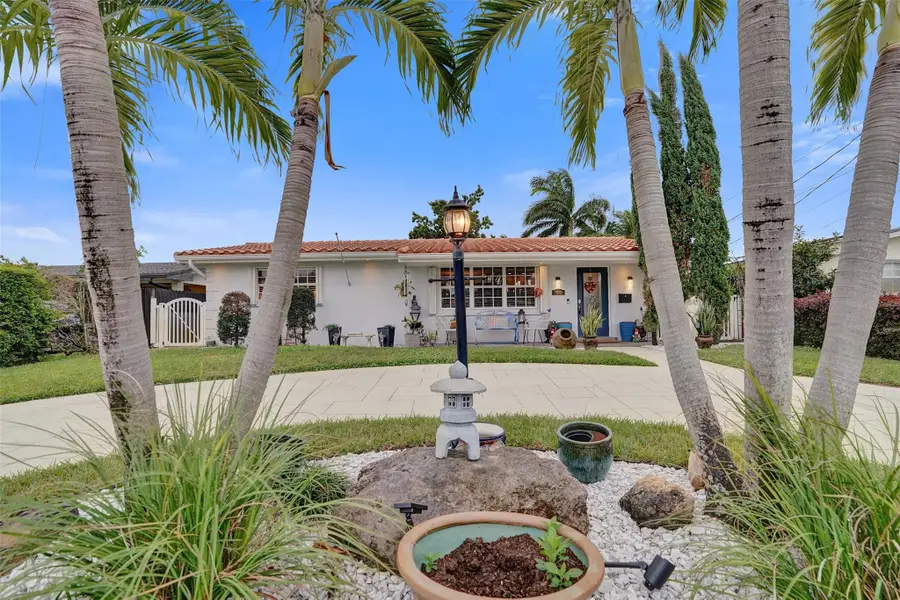 7680 NW 14th Street, Pembroke Pines, FL 33024 - Image #2