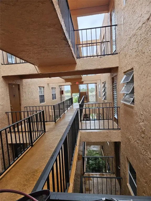 3048 E Sunrise Lakes Drive #316, Sunrise, FL 33322 - Image #2