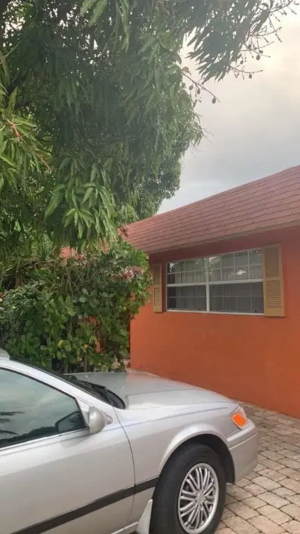 2070 NE 2nd Avenue, Pompano Beach, FL 33060 - #2