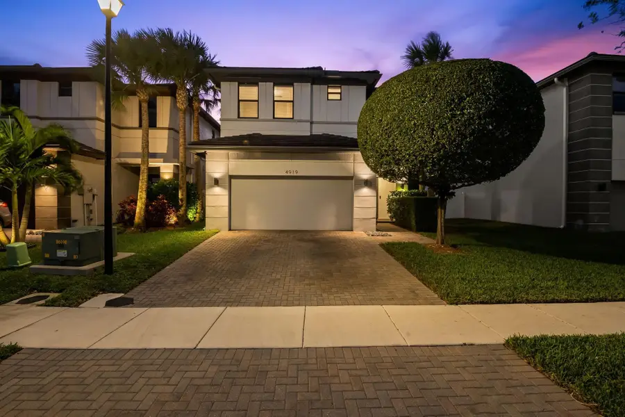 4919 Whispering Way, Fort Lauderdale, FL 33312 - #2