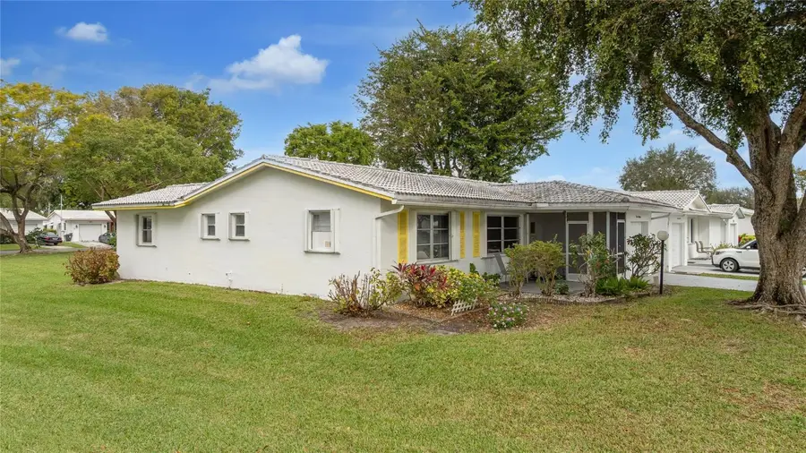 1251 NW 90th Drive, Plantation, FL 33322 - #2