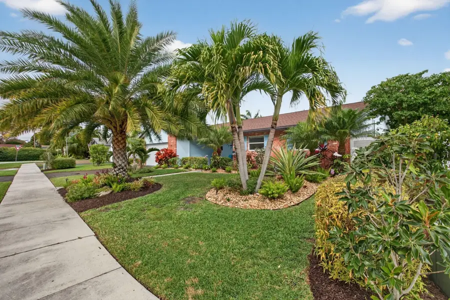 1921 NW 43rd Street, Oakland Park, FL 33309 - Image #2