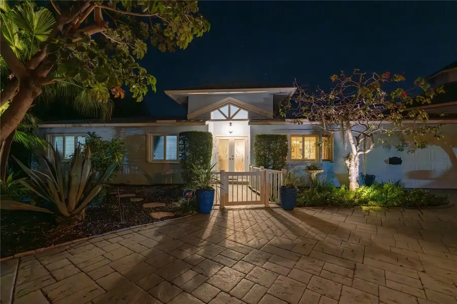 2432 NE 22nd Avenue, Lighthouse Point, FL 33064 - Image #2