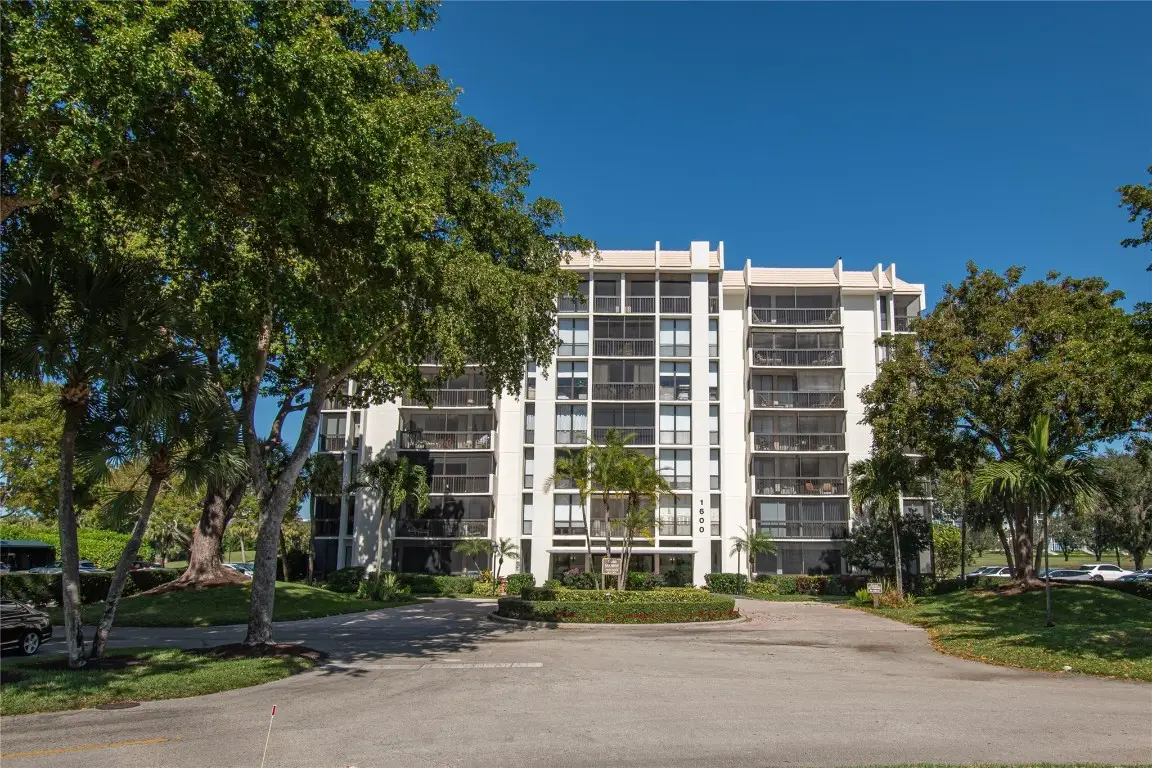 1612 Bridgewood Drive #1612, Boca Raton, FL 33434 - Image #1