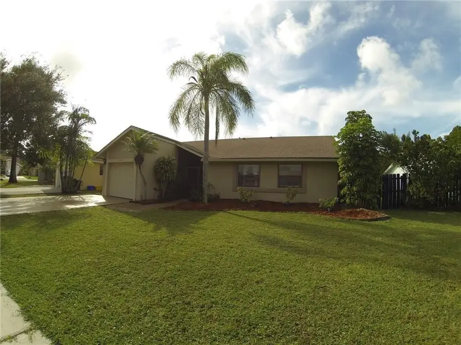 9138 Bedford Drive, Boca Raton, FL 33434 - Image #2