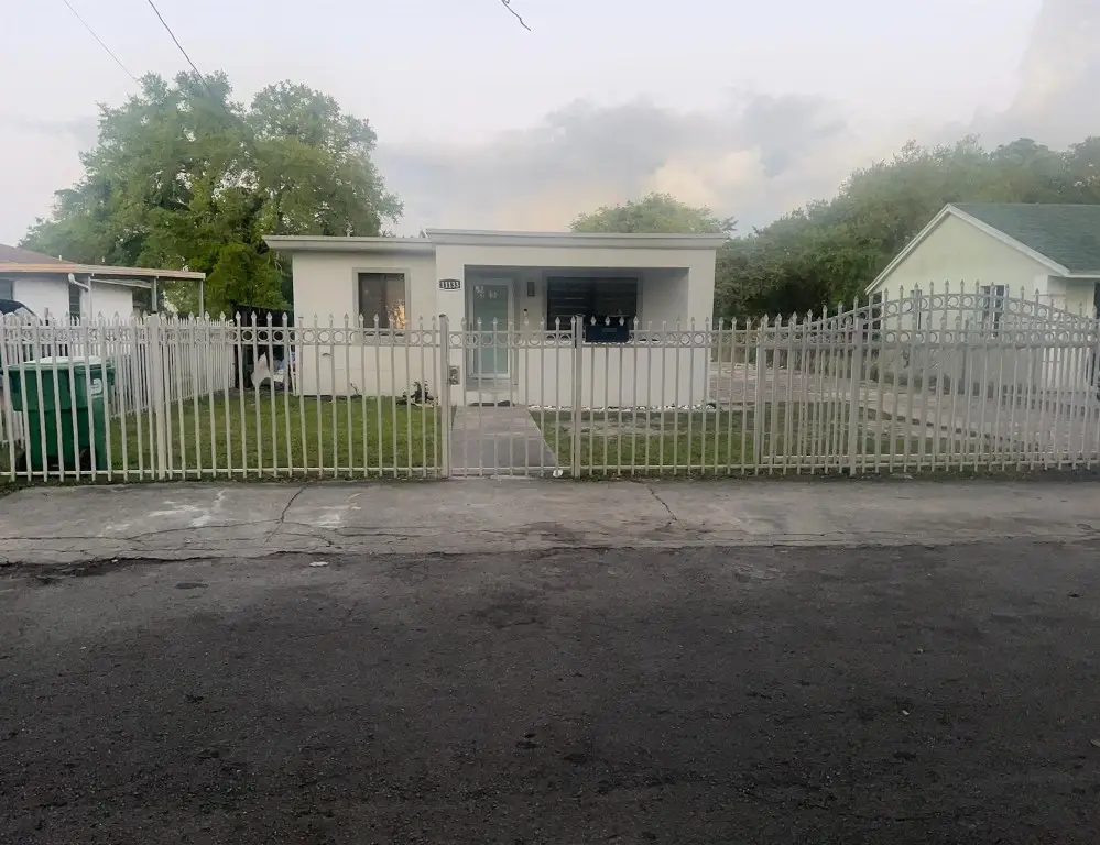 Address Withheld By Seller, Miami, FL 33167 - #1