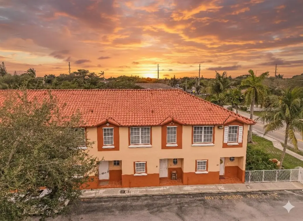 2314 Johnson Street #20C, Hollywood, FL 33020 - Image #1