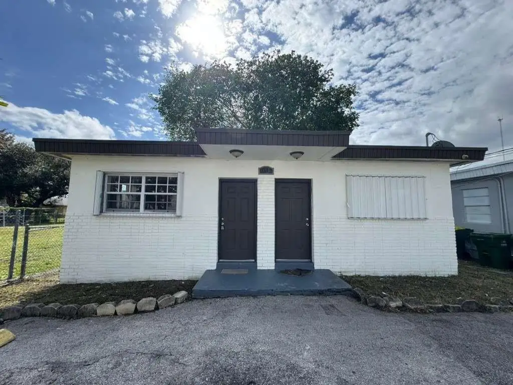 1042 Foster Road, Hallandale Beach, FL 33009 - #1