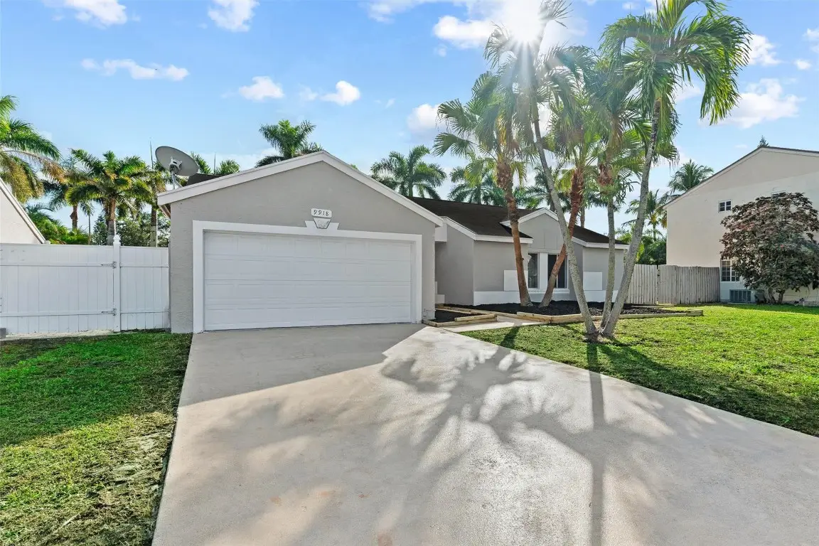 9918 Moss Pond Drive, Boca Raton, FL 33496 - Image #1