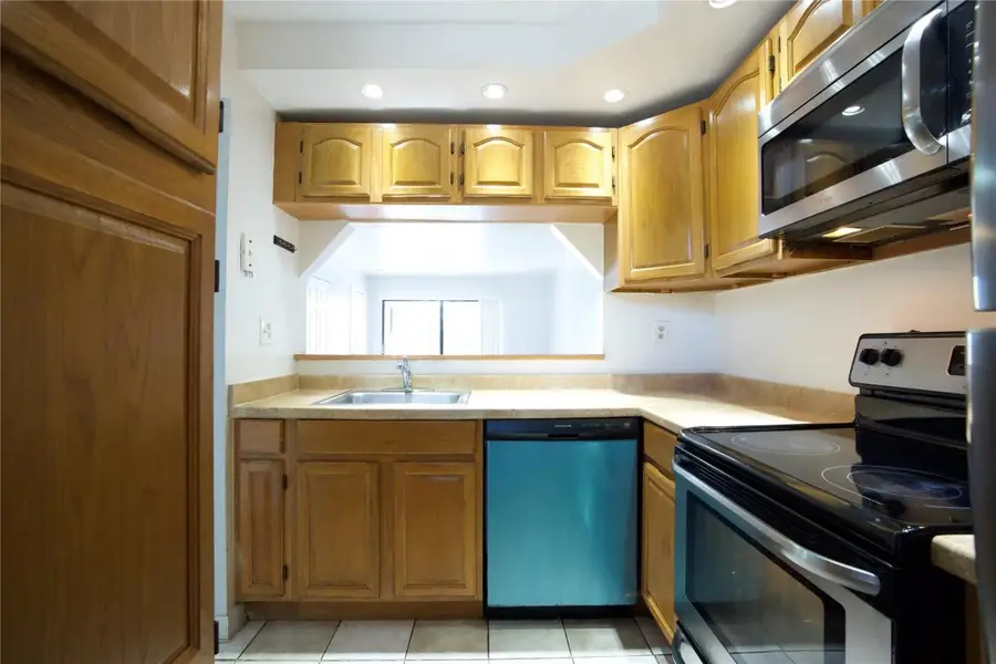 3400 Foxcroft Road #310, Miramar, FL 33025 - Image #2