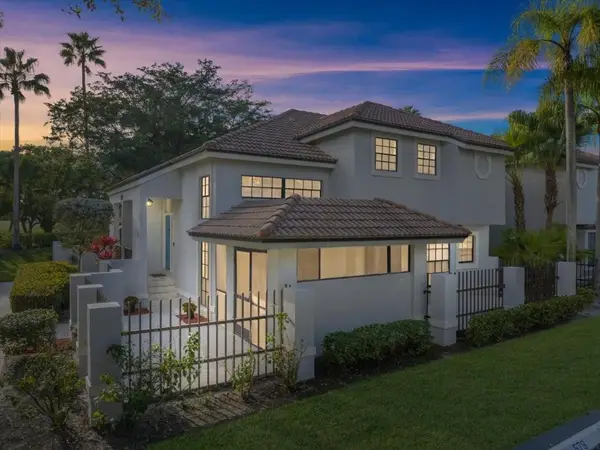 579 Prestwick Circle #2, Palm Beach Gardens, FL 33418