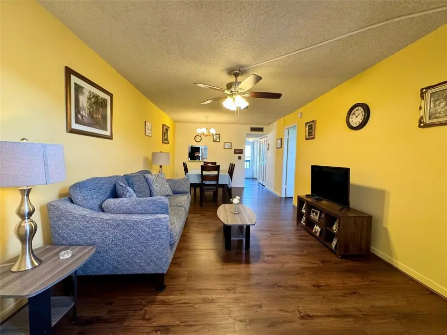 3070 Holiday Springs Boulevard #203, Margate, FL 33063 - Image #3