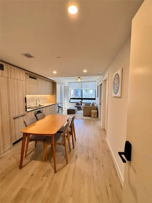 Address Withheld By Seller, Miami, FL 33128 - #3