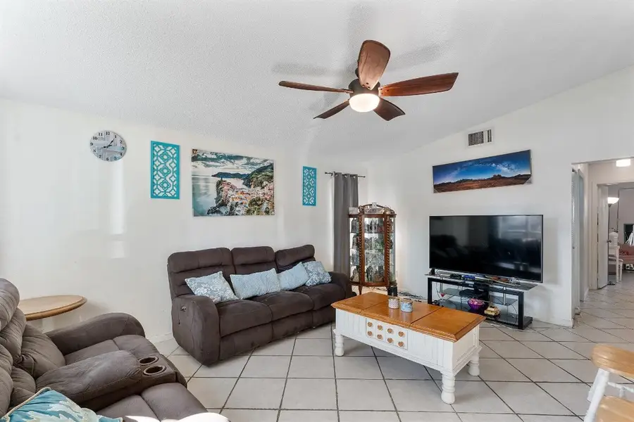 1001 SW 133rd Terrace, Davie, FL 33325 - #3