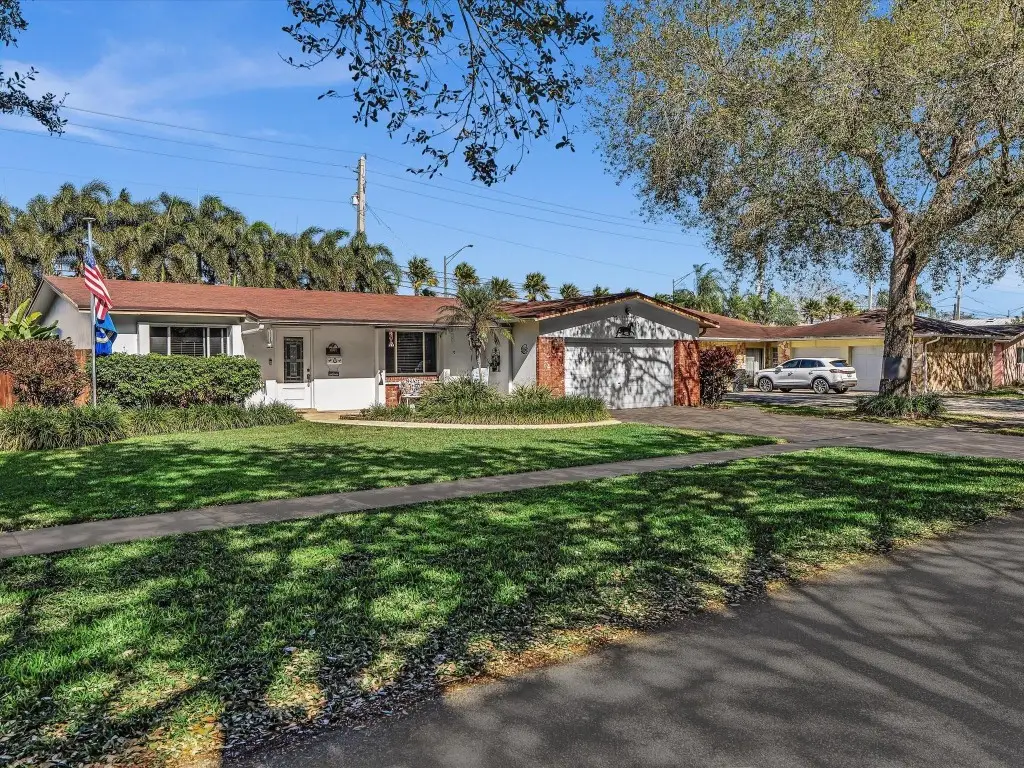 8991 SW 49th Street, Cooper City, FL 33328 - Image #1