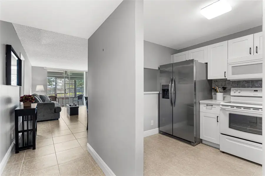 9700 Sunrise Lakes Boulevard #101, Sunrise, FL 33322 - #3