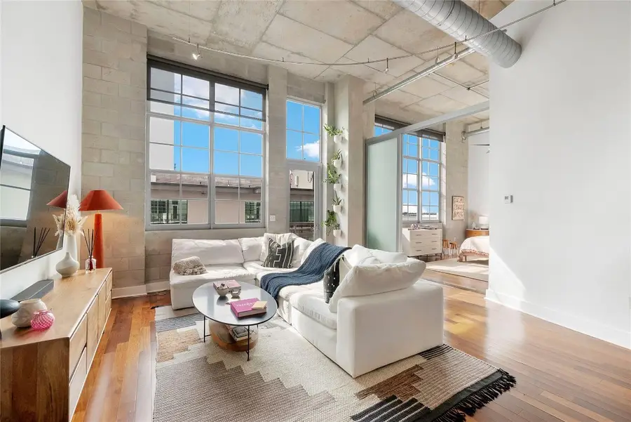 411 NW 1st Avenue #703, Fort Lauderdale, FL 33301 - Image #2