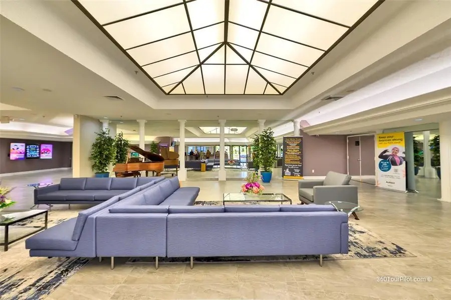 10304 Sunrise Lakes Boulevard #202, Sunrise, FL 33322 - Image #2