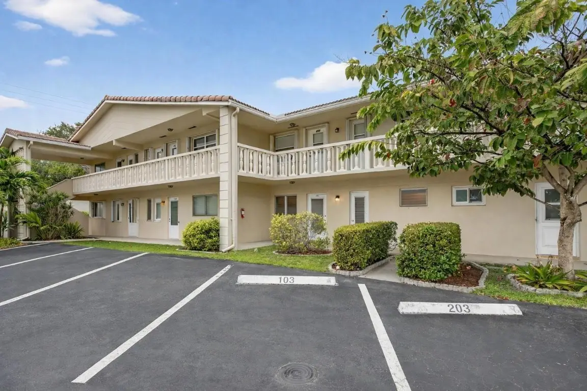 2115 NE 42nd Court #103, Lighthouse Point, FL 33064 - Image #1