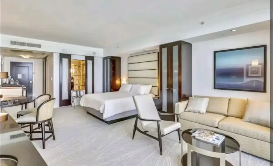 4391 Collins Avenue #1913, Miami Beach, FL 33140 - Image #3