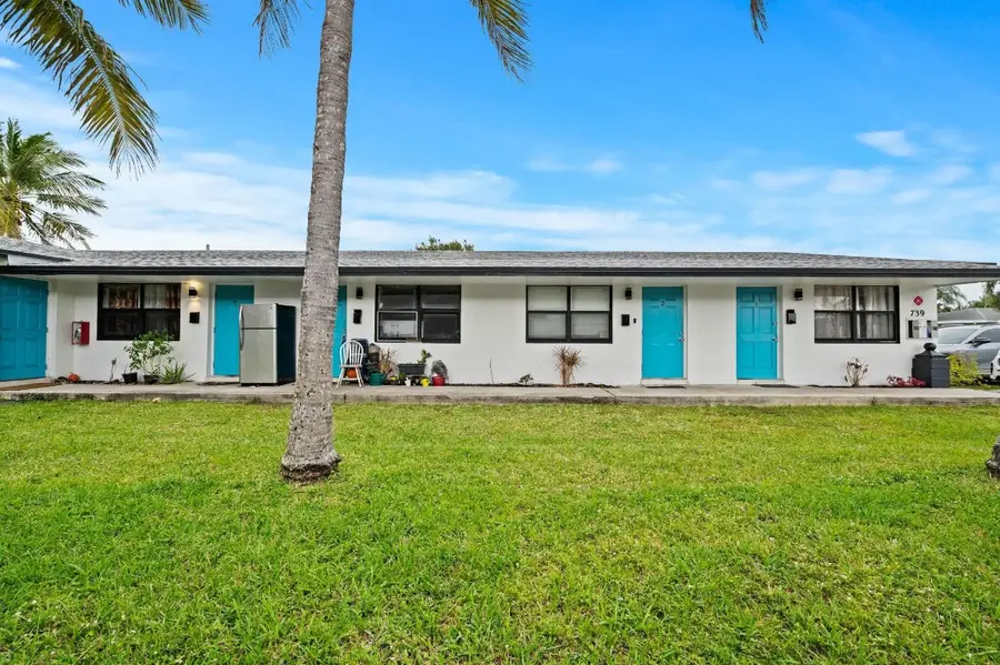 739 NE 13th Court, Fort Lauderdale, FL 33304 - #2