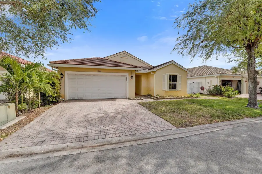 4966 SW 33rd Terrace, Hollywood, FL 33312 - #2