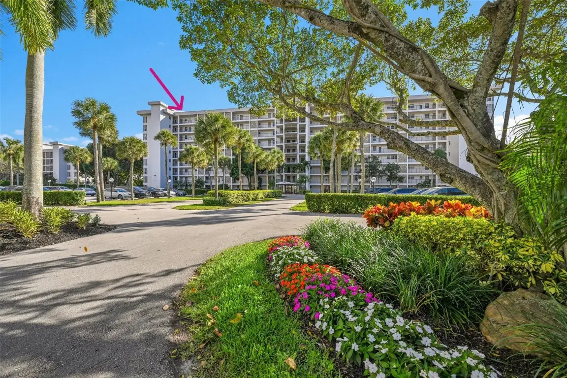 3050 N Palm Aire Drive #909, Pompano Beach, FL 33069 - Image #1