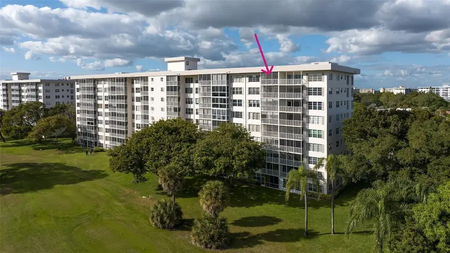 3050 N Palm Aire Drive #909, Pompano Beach, FL 33069 - Image #3