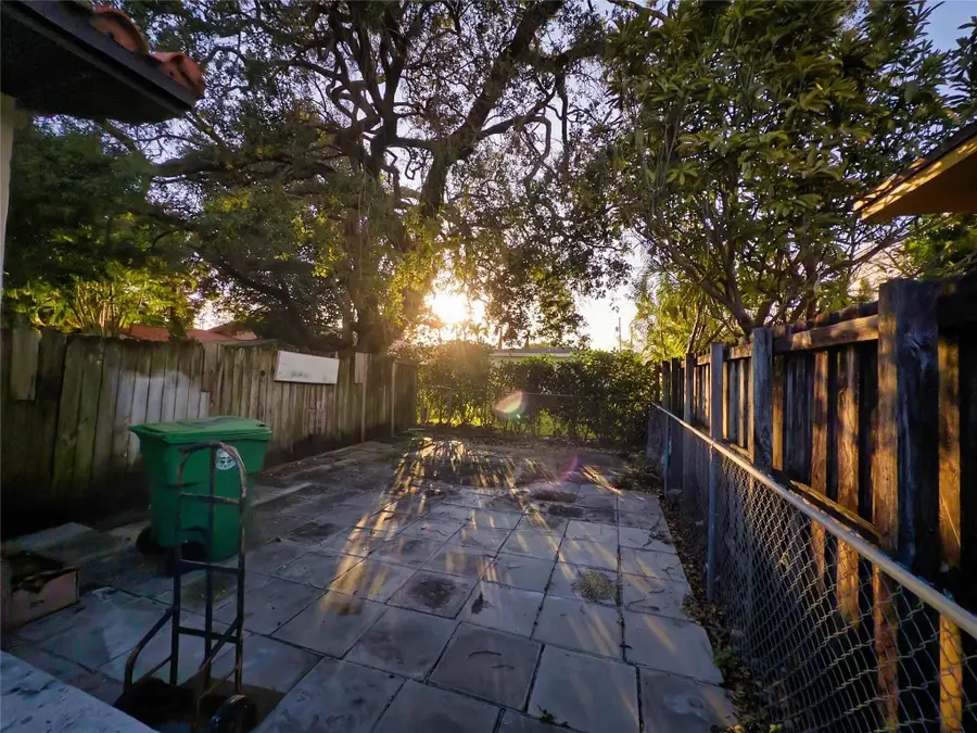 2620 SW 32nd Avenue, Miami, FL 33133 - Image #2