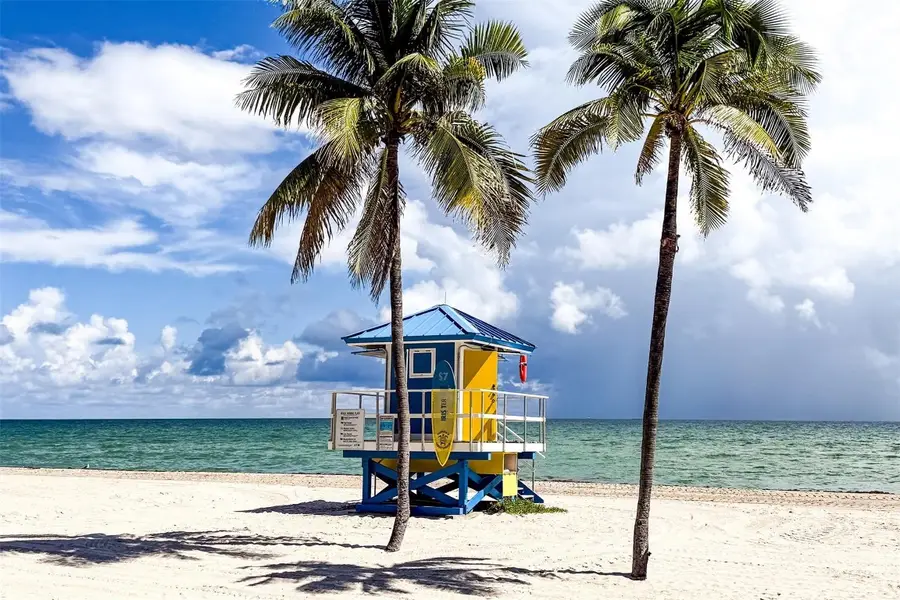 2205 S Surf Road #4B, Hollywood, FL 33019 - Image #2