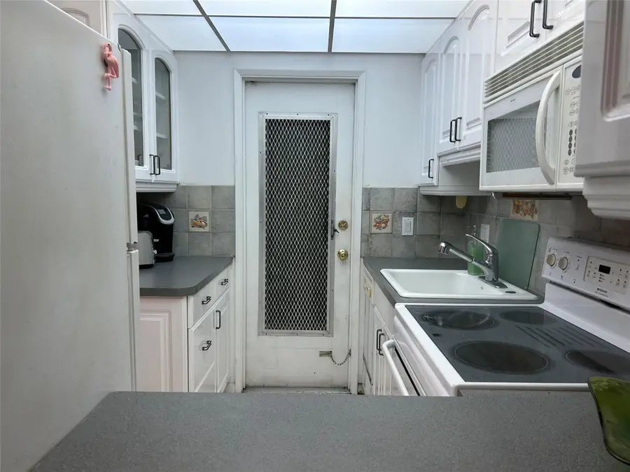 2050 NE 39th Street #207, Lighthouse Point, FL 33064 - Image #2