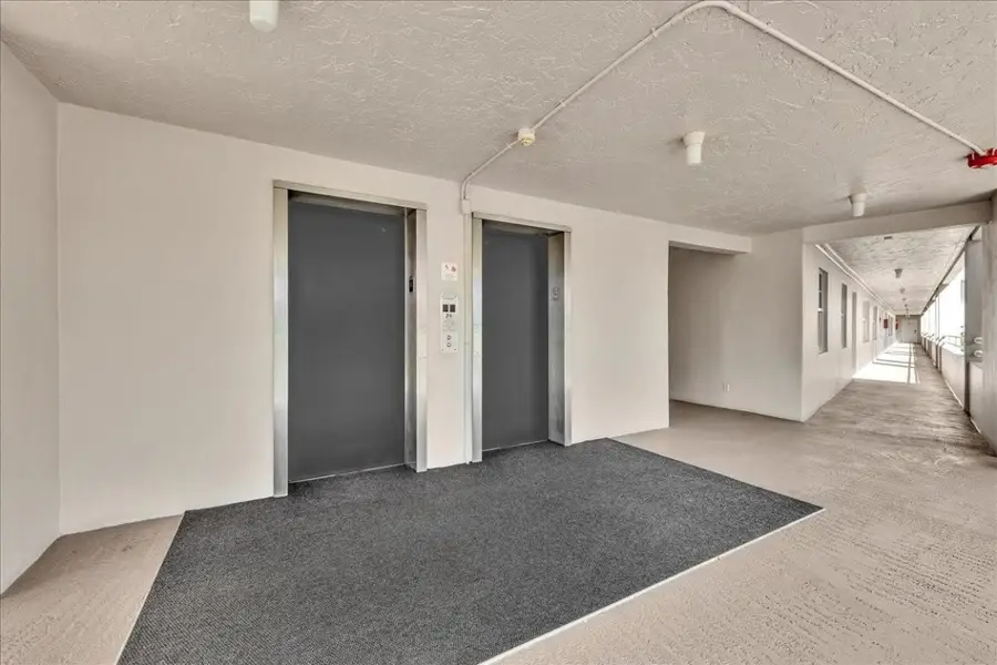 545 Oaks Lane #403, Pompano Beach, FL 33069 - Image #3