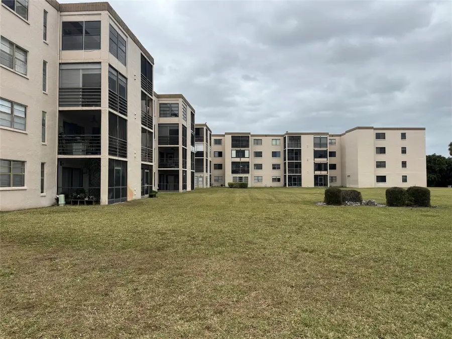 9300 SW 8th Street #215, Boca Raton, FL 33428 - Image #3