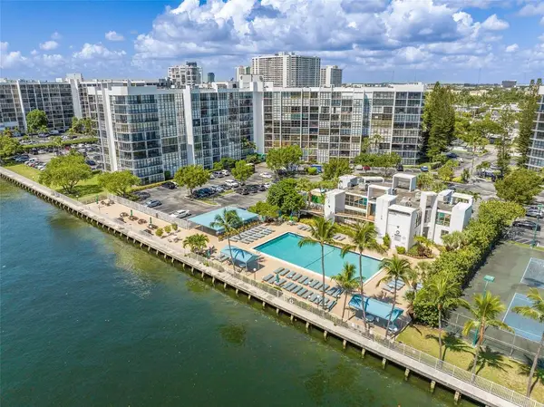 800 Parkview Drive #218, Hallandale Beach, FL 33009