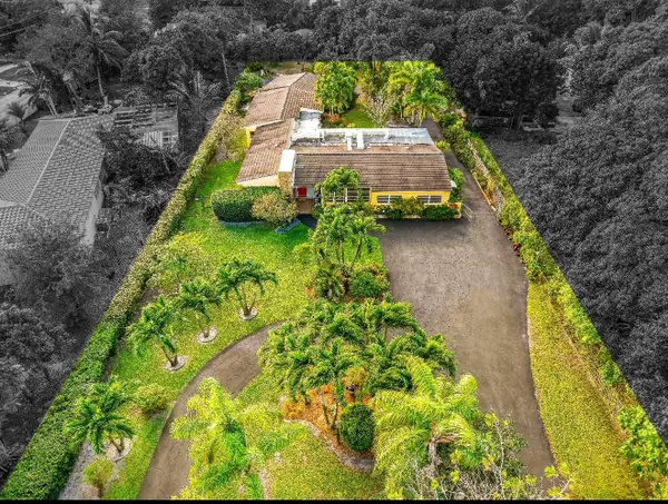 13920 N Miami Avenue, Miami, FL 33168