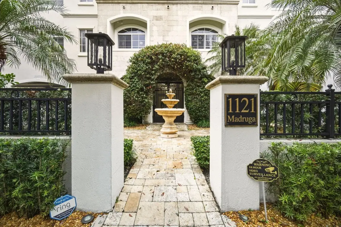 1121 Madruga Avenue #201, Coral Gables, FL 33146 - Image #1