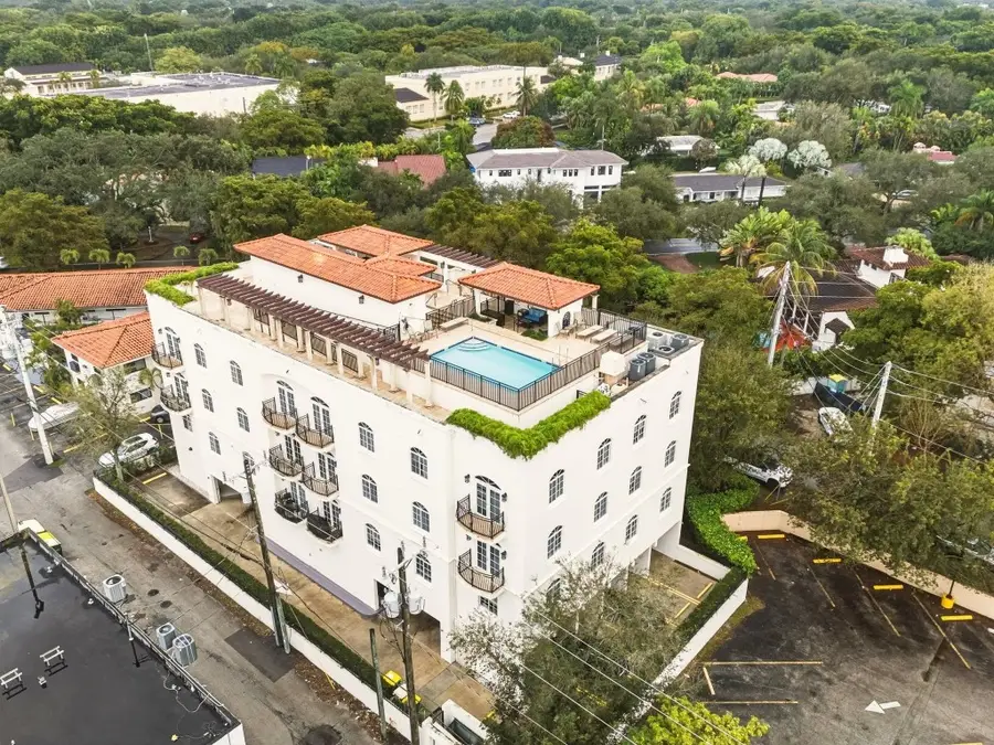 1121 Madruga Avenue #201, Coral Gables, FL 33146 - Image #3
