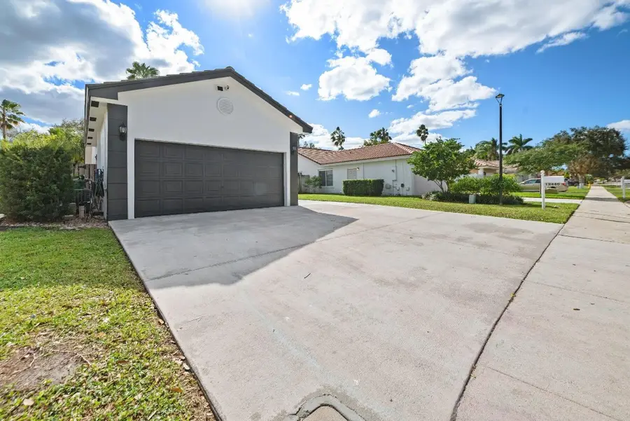 12440 SW 7th Place, Davie, FL 33325 - #2