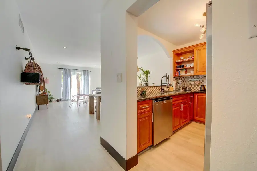 18111 NW 68th Avenue #I210, Hialeah, FL 33015 - Image #3