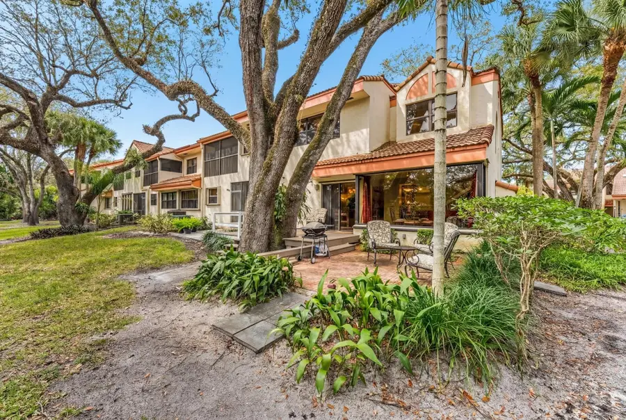 Address Withheld By Seller, Hollywood, FL 33021 - Image #2