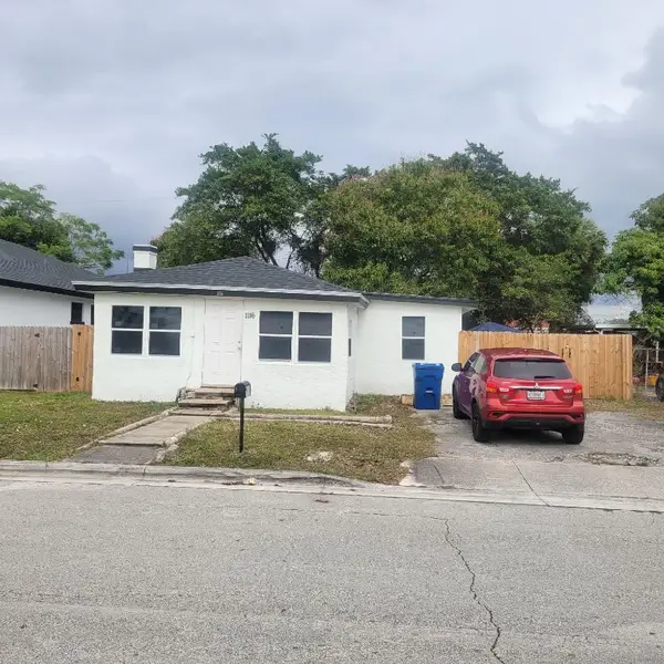 1116 W 32nd Street, Riviera Beach, FL 33404
