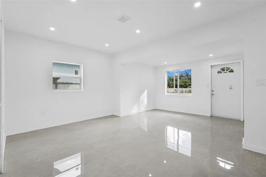 11406 NW 17th Avenue, Miami, FL 33167 - Image #1