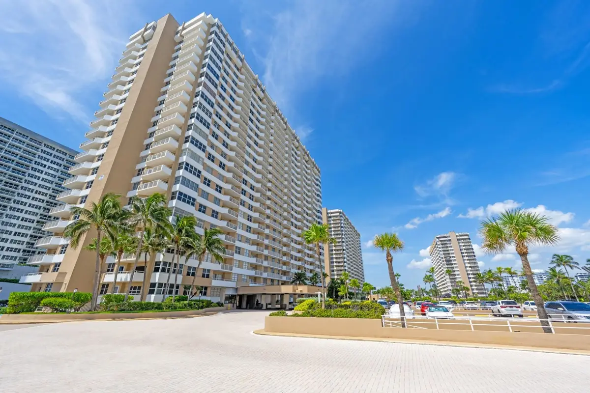 1980 S Ocean Drive #15L, Hallandale Beach, FL 33009 - Image #1
