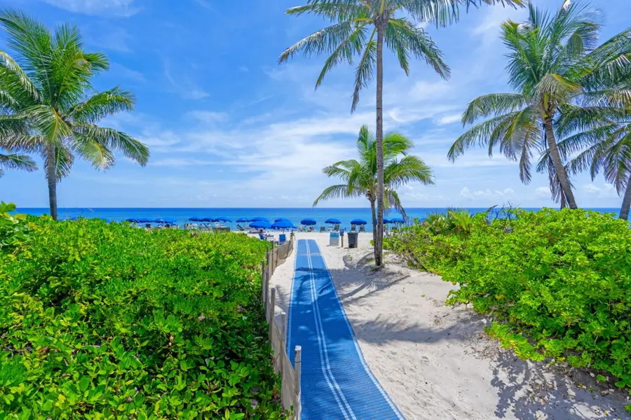 1980 S Ocean Drive #15L, Hallandale Beach, FL 33009 - Image #2